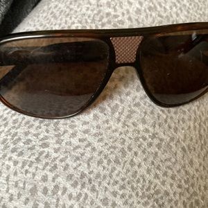 Tumi Dumbarton 59-14-140 mens sunglasses Brown